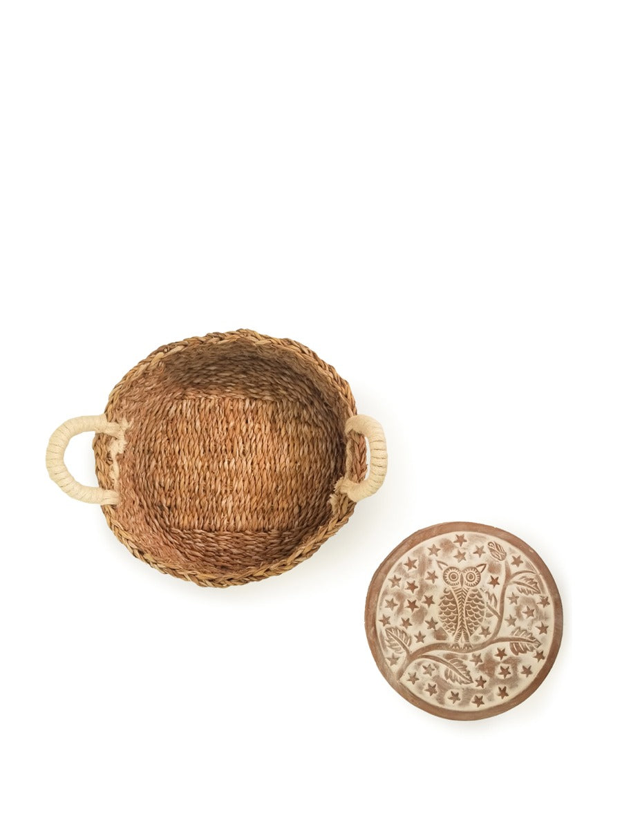 Bread warmer with 2-piece round natural-woven basket and owl lid, KORISSA serveware on Tampa Home & Garden Store