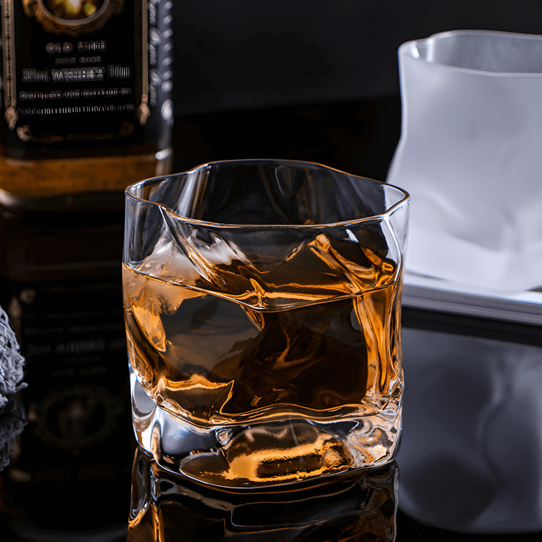 Hoshi Handcrafted Crystal Whisky Glass with Grip