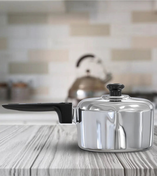 Magnaware 2-Quart Aluminum Sauce Pan with Lid, polished aluminum body, black handle on Tampa Home & Garden Store
