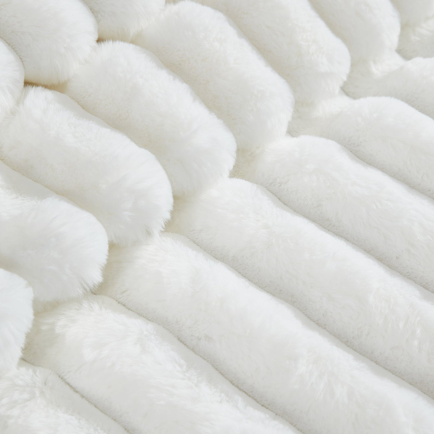 Everett White Micro Mink King Bedding Set