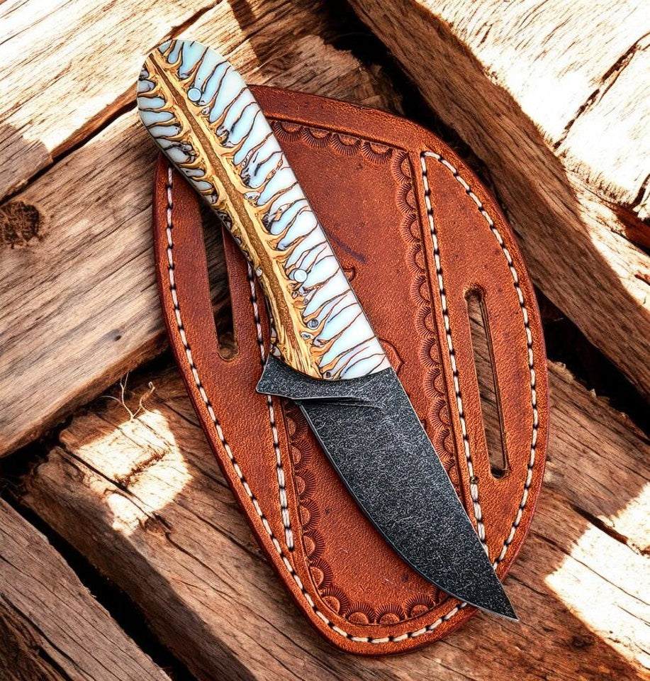 Fixed blade ranch knife Frontier Cowboy Gear with blue-white patterned handle and leather sheath on Tampa Home & Garden Store
