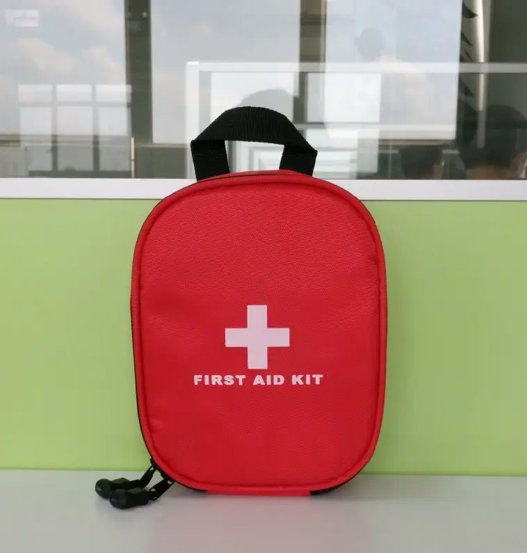 Lot de 25 kits de premiers secours de voiture pour camping et randonnée, kit médical d'urgence, trousse de traitement, survie en milieu sauvage