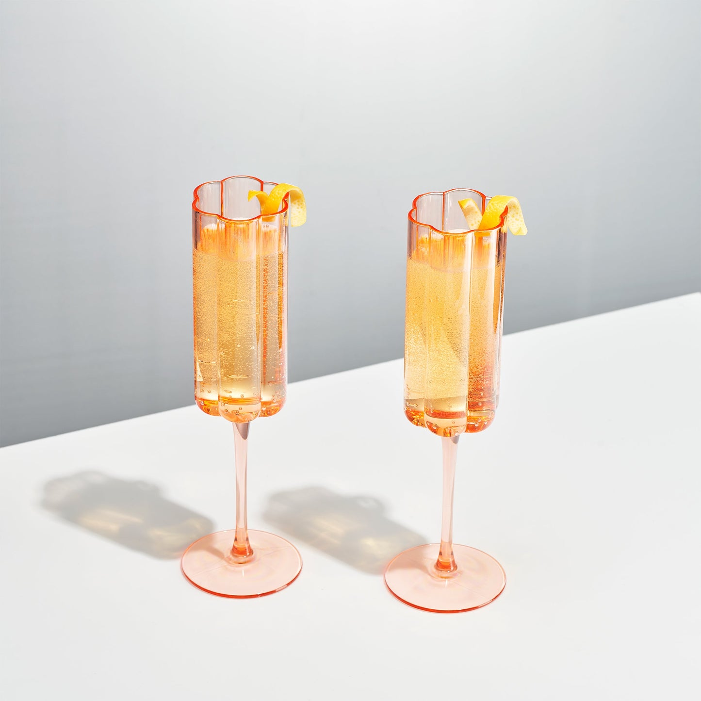 Tide Set of Two Elegant Champagne Flutes