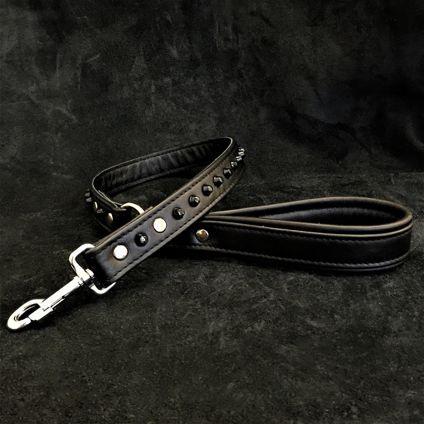 Black studded leash - Tampa Home & Garden Store