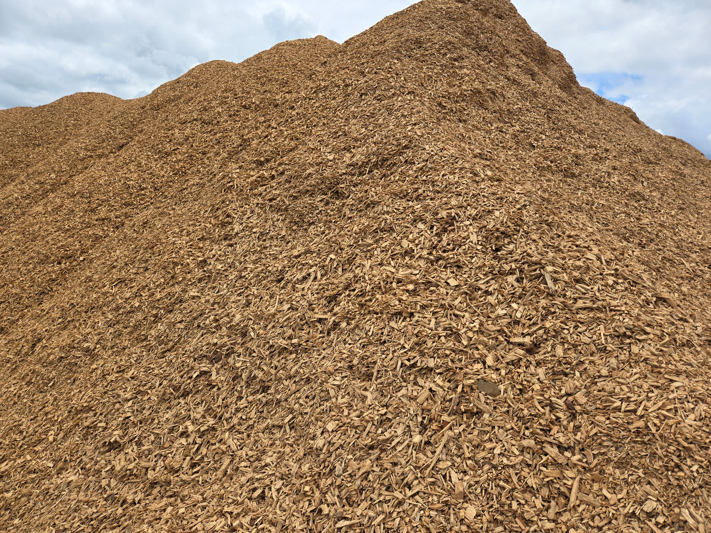 Bulk playground mulch for sale. Certified playground mulch sold in bulk.
