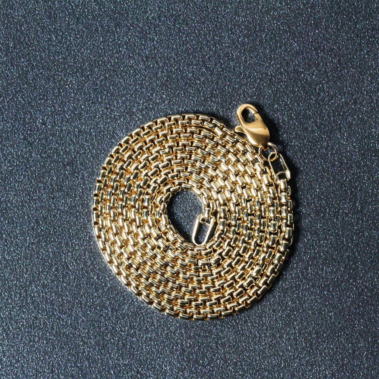 14k yellow gold box chain necklace 2.5 mm, coiled with lobster clasp by Bids.com on Tampa Home & Garden Store