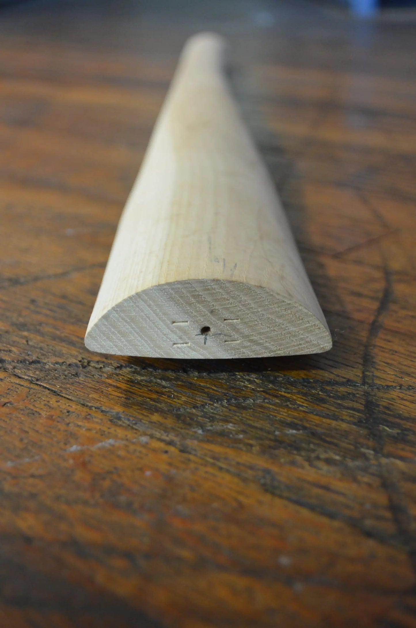 Hickory Axe Handle 36 Inch for Hewing Axe