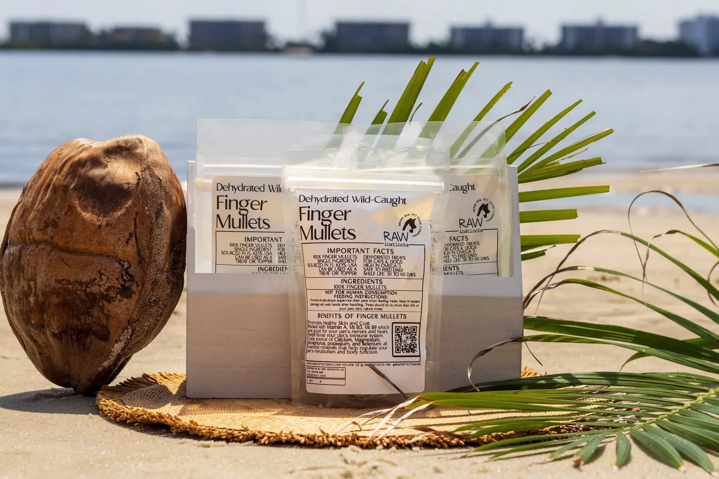 Dehydrated Finger Mullets Treat for cats and dogs, 5 fish pack Raw Instincts on Tampa Home & Garden Store