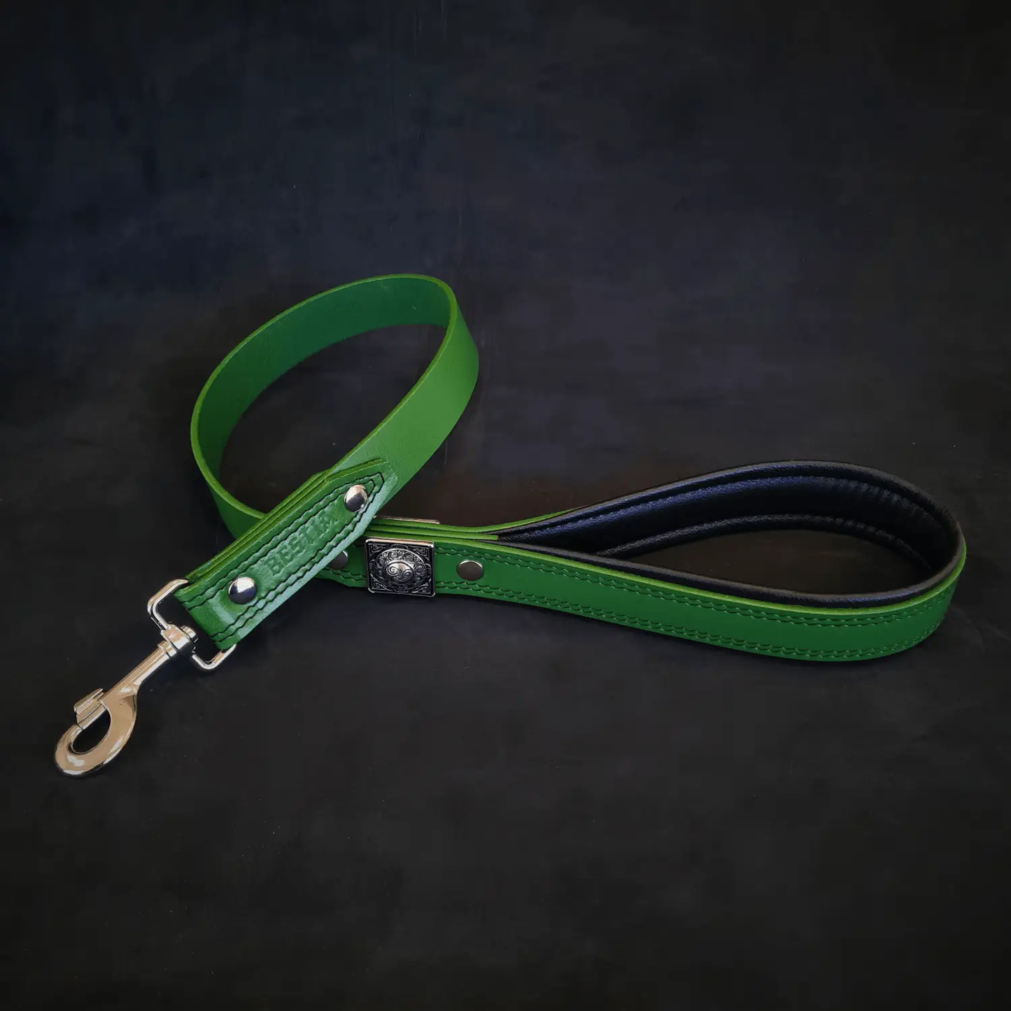 Eros Leather Dog Leash Green leather with silver clip Bestia Dog Gear on Tampa Home & Garden Store