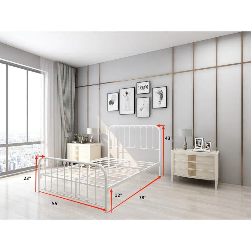 Estructura de cama matrimonial clásica de metal blanco con cabecero y pie de cama de listones