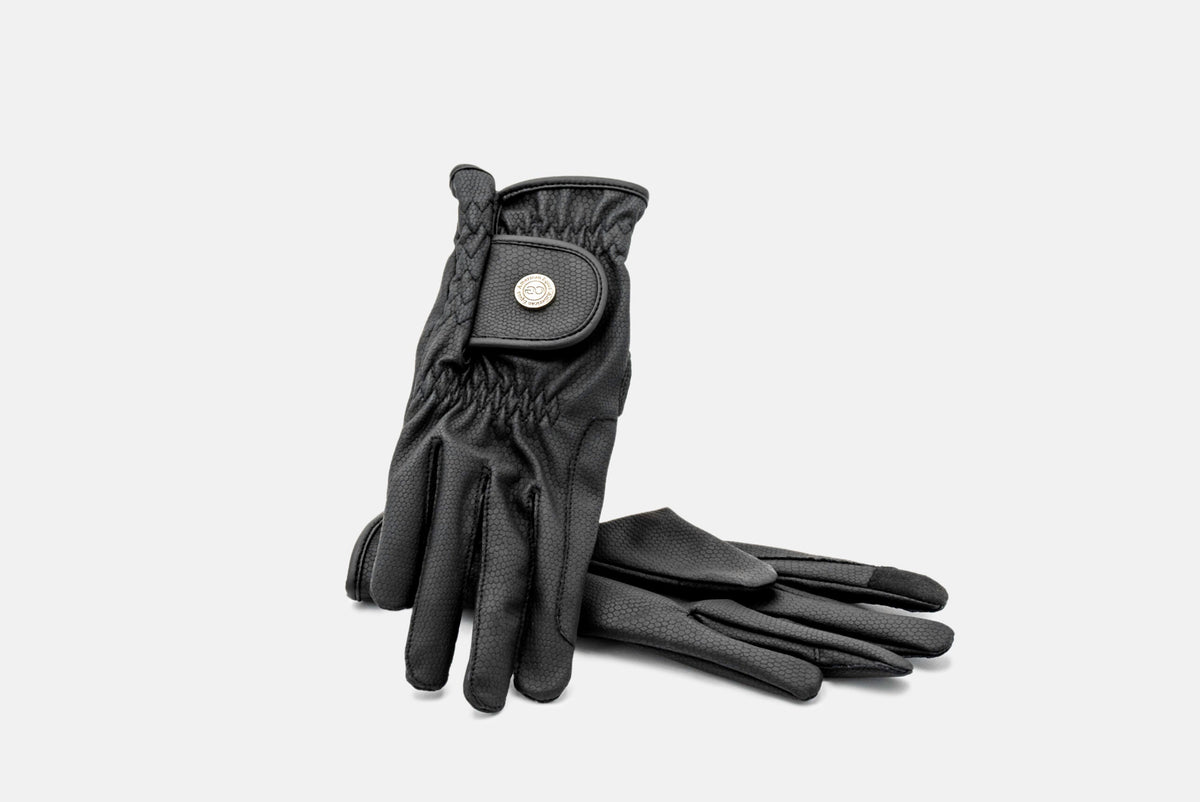American Equus Hunter Grand Signature equestrian riding gloves in black textured fabric, 1 pair on Tampa Home & Garden Store