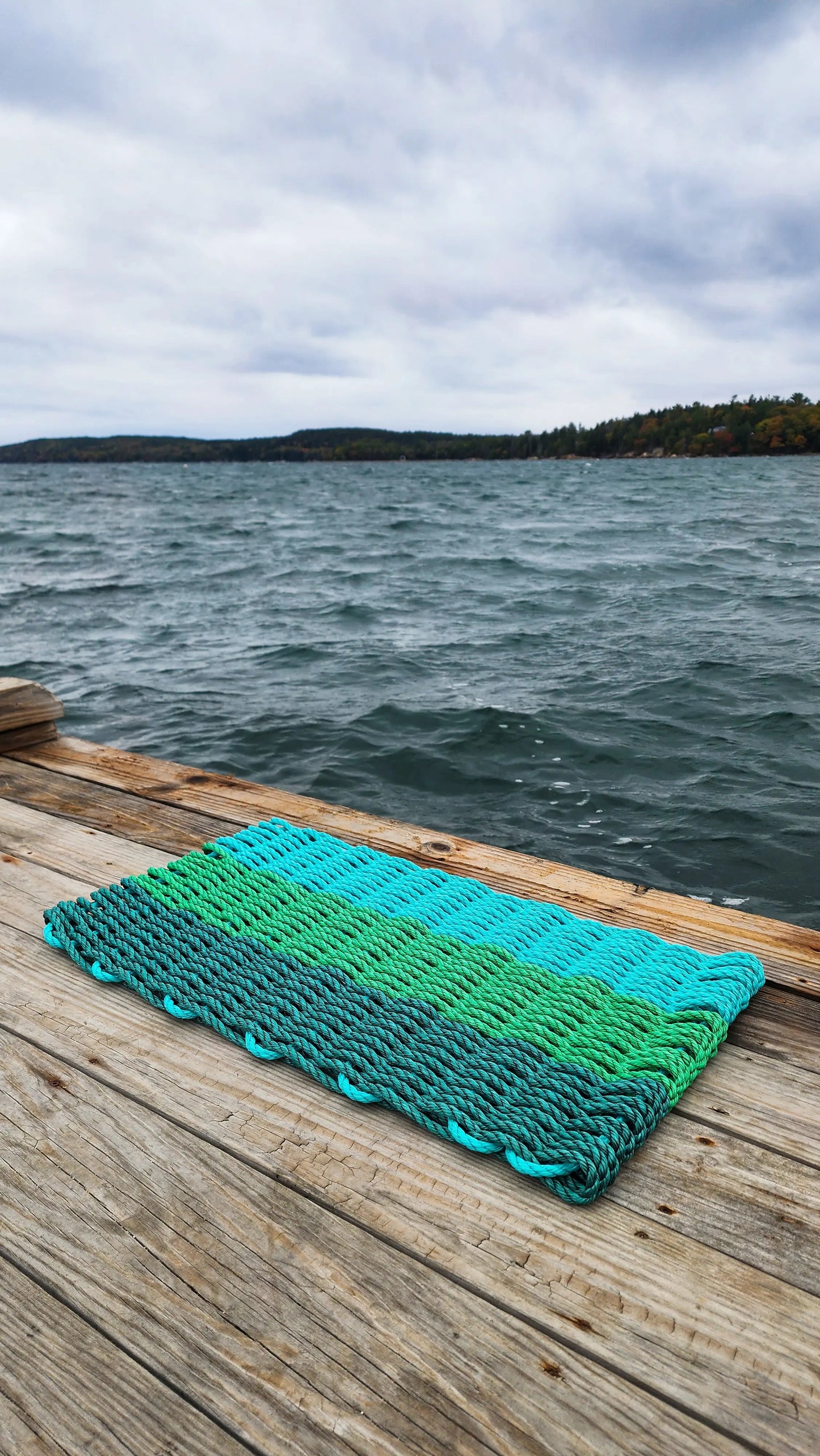 Green Ombre Rope Mat made with Lobster Rope, Hunter Green, Green, Teal