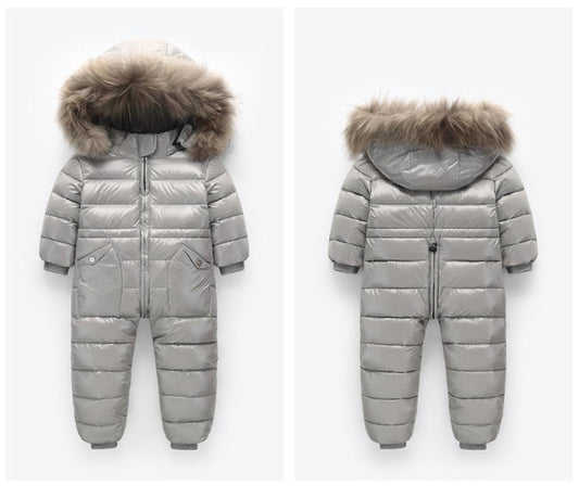 Stevvex winter snowsuit for babies gray puffed jumpsuit with fur-trimmed hood front view on Tampa Home & Garden Store
Stevvex winter snowsuit for babies gray puffed jumpsuit with fur-trimmed hood back view on Tampa Home & Garden Store