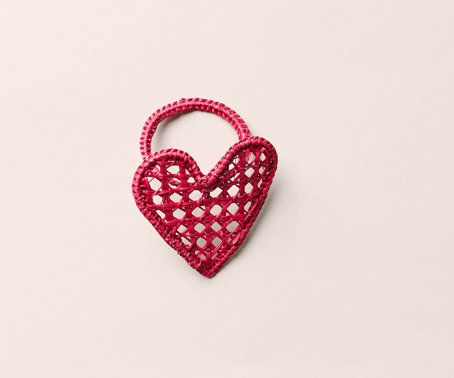 Handwoven Heart Napkin Rings – Set of 4 Palm Napkin Holders - Tampa Home & Garden Store