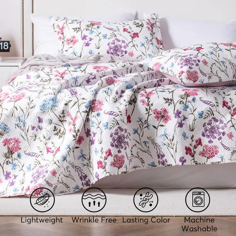 Kasentex Floral Quilt Set Reversible with 2 pillow shams, white pastel florals on Tampa Home & Garden Store