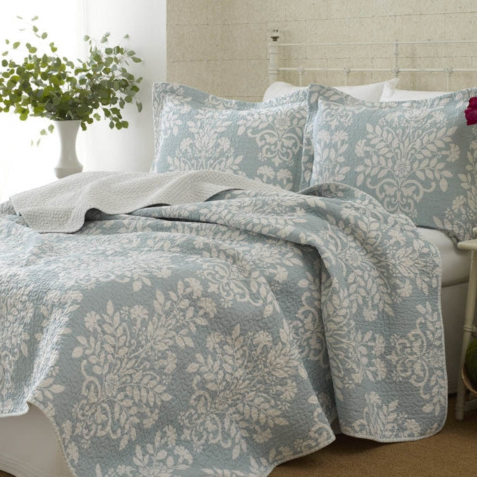 Juego de edredón con cubrecama de 3 piezas 100 % algodón tamaño King con estampado floral azul y blanco