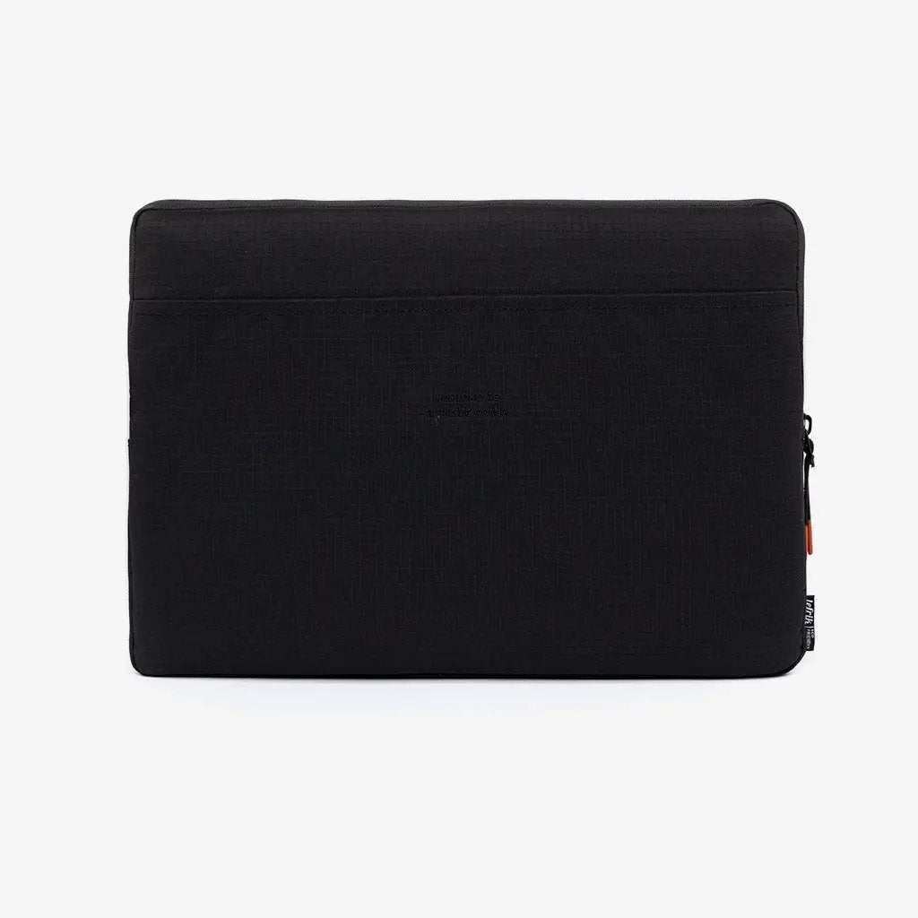 Capture Laptop Case 15" Black Vandra - Tampa Home & Garden Store