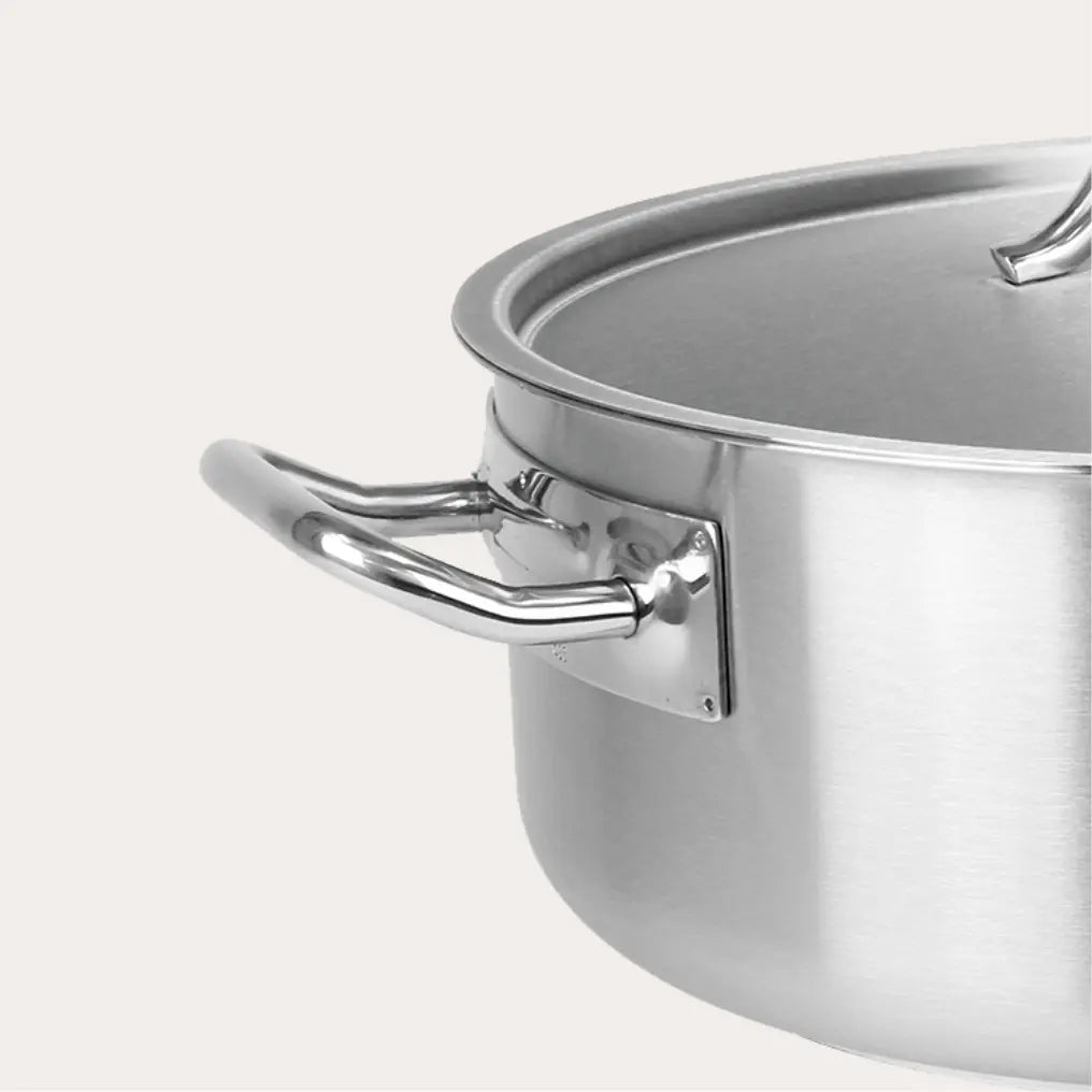 Large Stockpot with lid - Tampa Home & Garden Store