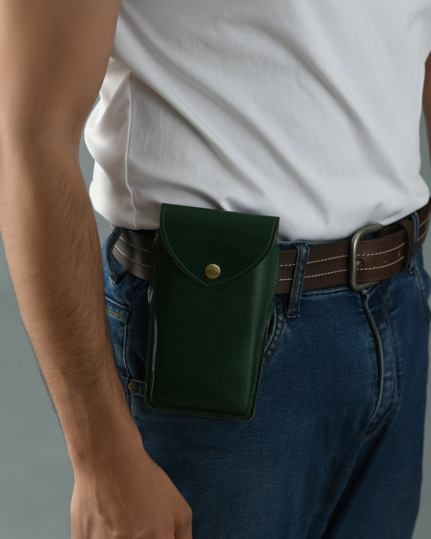 Mobile Holster Case- Green - Tampa Home & Garden Store