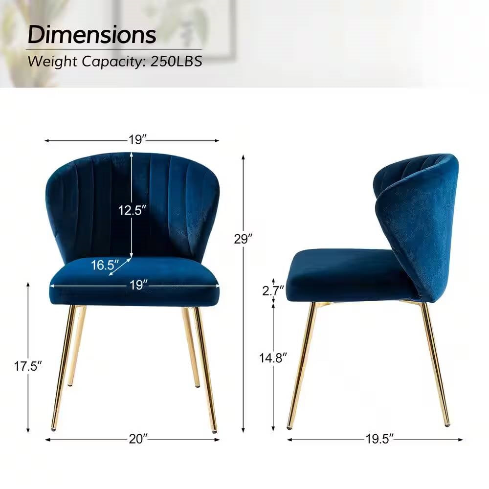 Sillón de terciopelo azul marino tapizado con respaldo de ala y patas de metal dorado