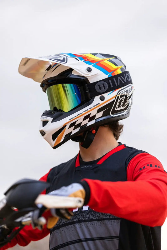 Goggles Obsidian Havoc Infinity with magnetic rainbow lens, black frame, Havoc strap on Tampa Home & Garden Store