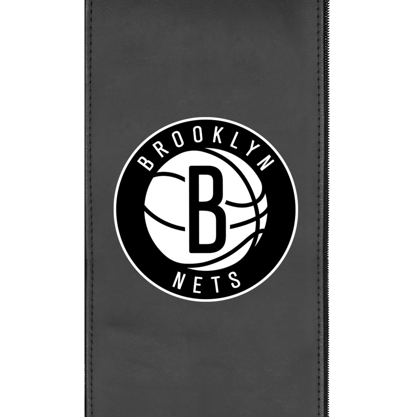 Game Rocker 100 con el logotipo global de los Brooklyn Nets