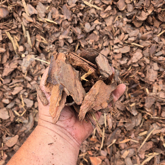 Pine Bark Mulch For Sale by the Yard - Tampa soil911.com
