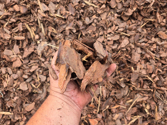 Pine Bark Mulch For Sale by the Yard - Tampa soil911.com