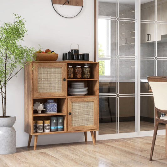 Aparador de madera moderno de mediados de siglo con puertas de ratán para comedor