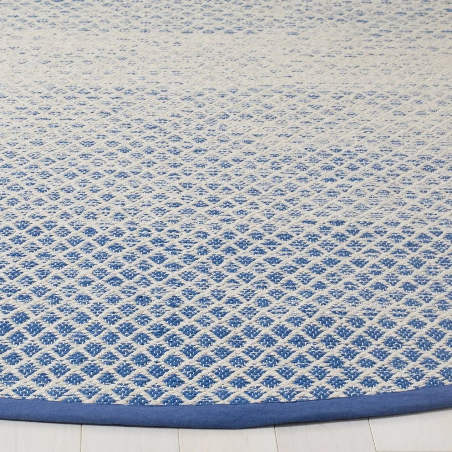 Safavieh Montauk handmade cotton area rug 6 ft with blue cream geometric lattice pattern on Tampa Home & Garden Store