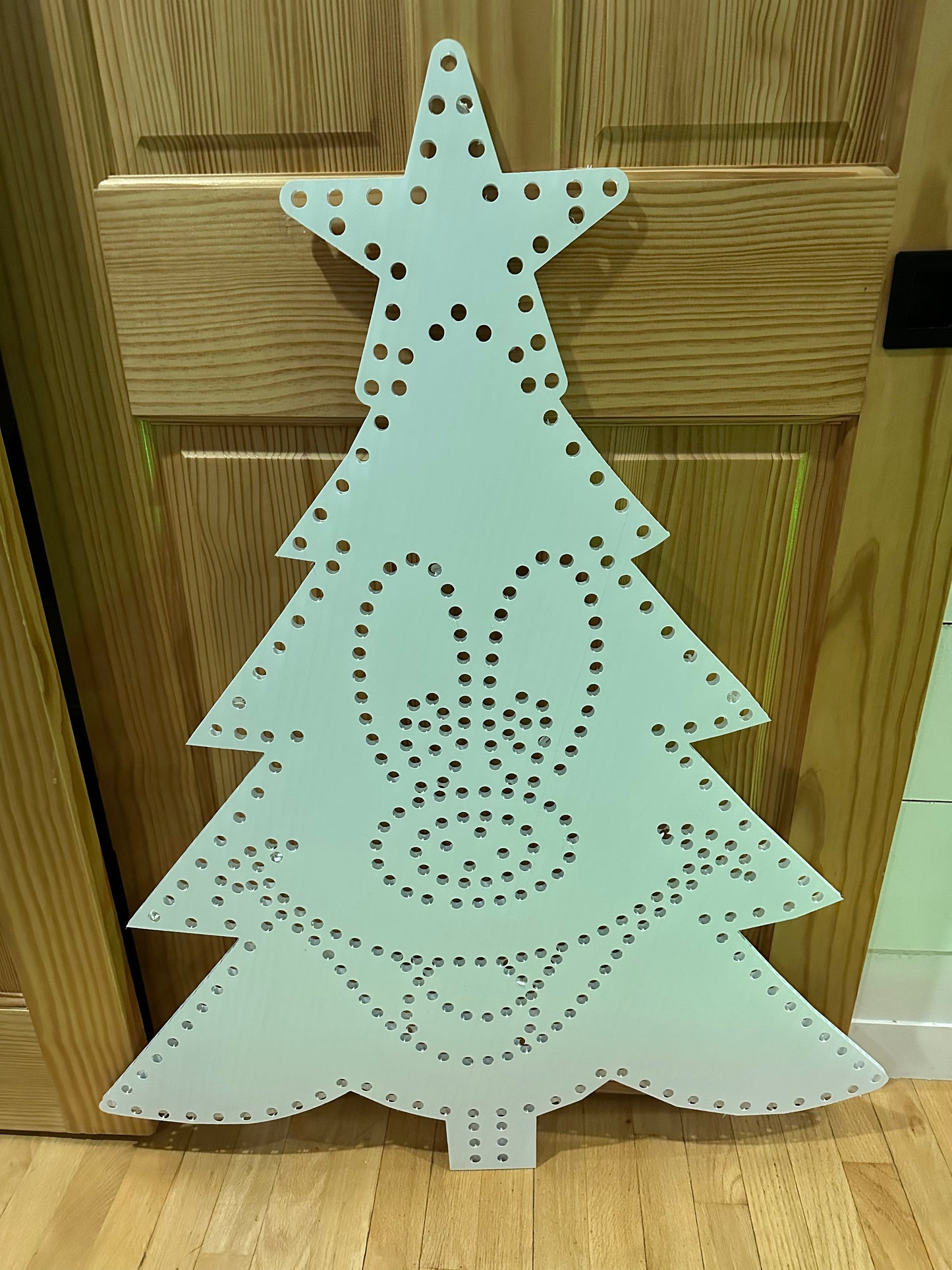 Singing Tree with Star - Tampa Home & Garden Store