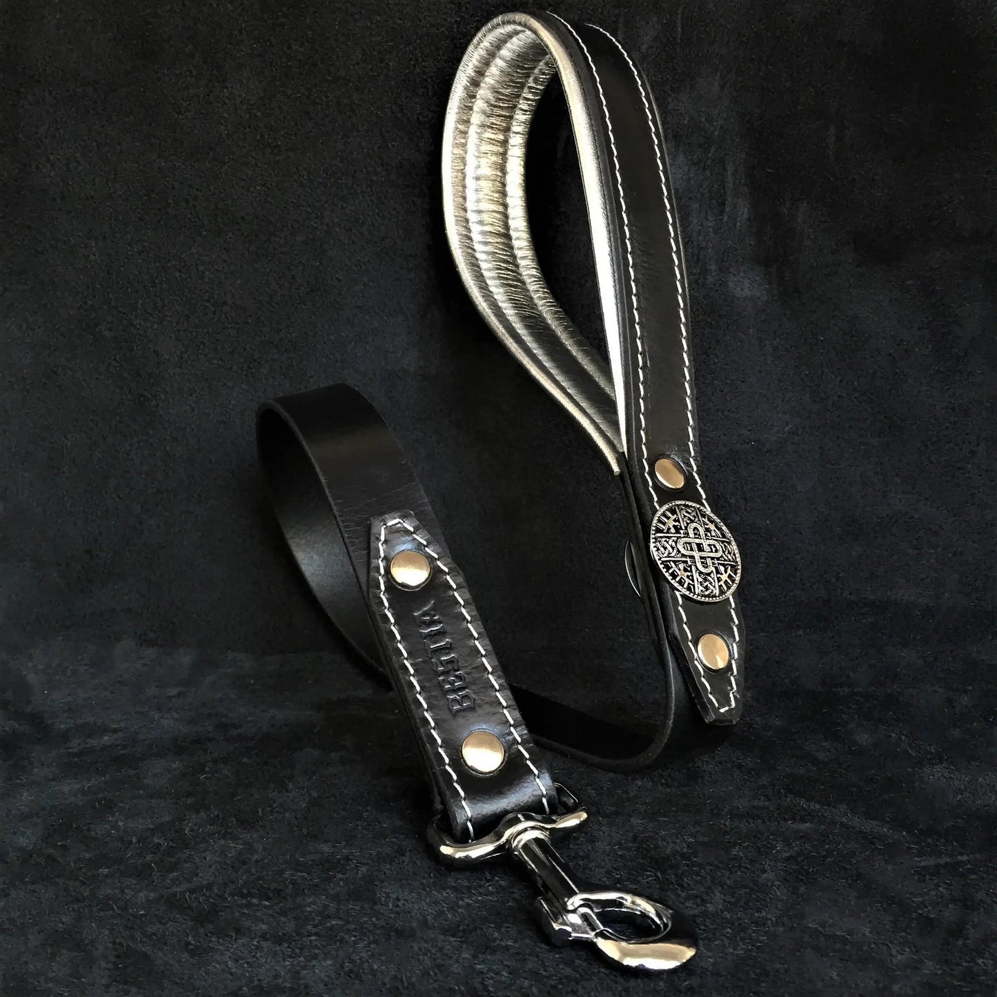 Hektor leather dog leash with matching collar, black leather, white stitching on Tampa Home & Garden Store