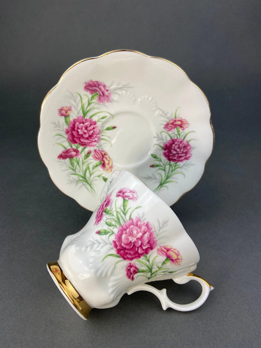Vintage Royal Albert 2-piece teacup and saucer with pink carnation motif, fine bone china on Tampa Home & Garden Store