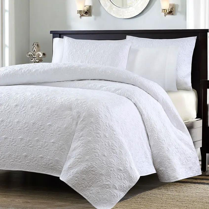 Full / Queen White Classic Coverlet Quilt Set with 2 Shams - Tampa Home & Garden Store