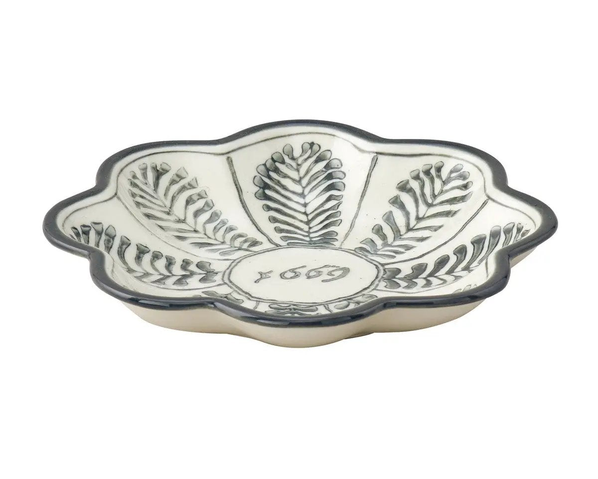 Williamsburg Spoon Rest with fern leaf pattern, cream ceramic, dark rim on Tampa Home & Garden Store