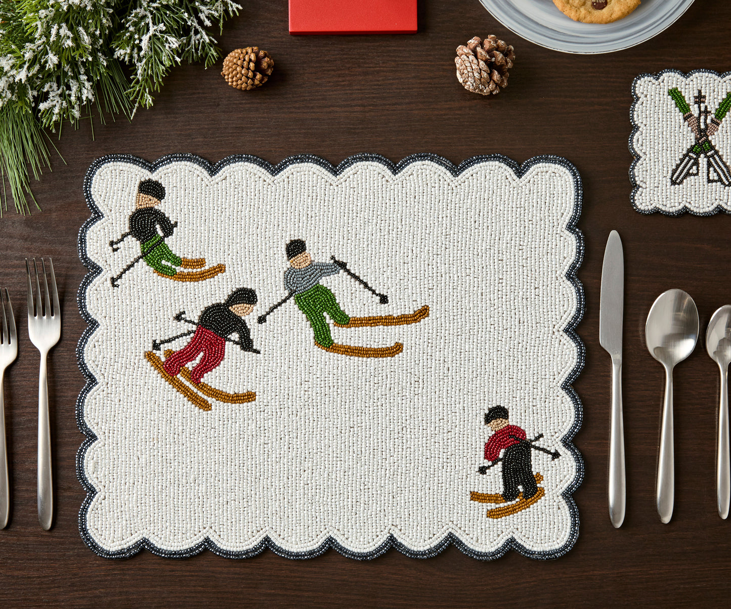 Winter Skier Christmas placemats Set – Snowy Mountain Dining Table Decor – Winter Wonderland Table Setting - Tampa Home & Garden Store