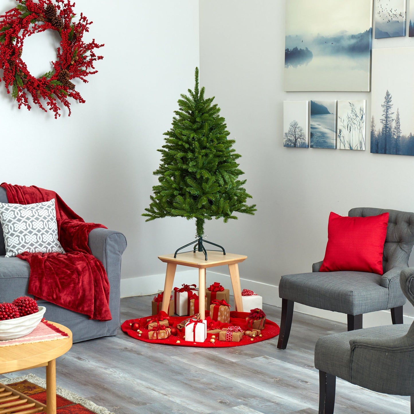 Sierra Spruce Artificial Tree and Clear Led Lights
