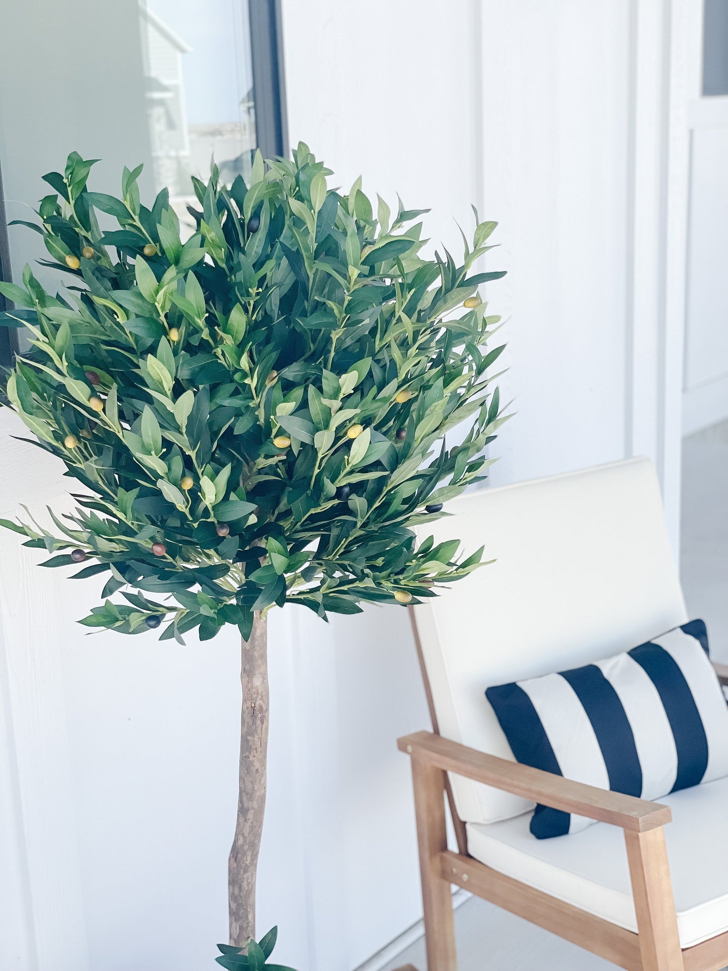 5.5' Árbol Artificial Topiario de Olivo Resistente a los Rayos UV (Interior/Exterior)