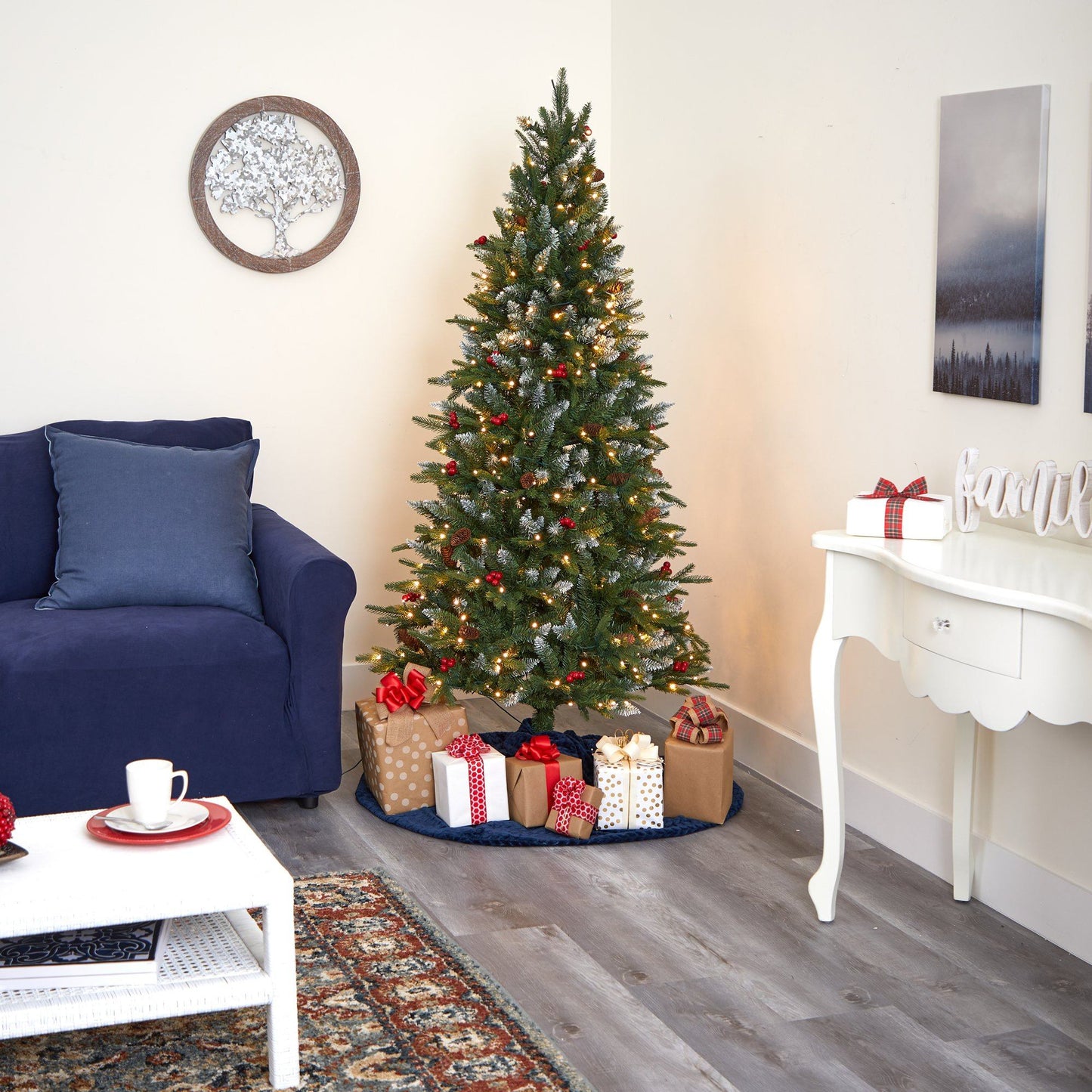 300 Light 6ft Snow Tipped Portland Spruce Tree