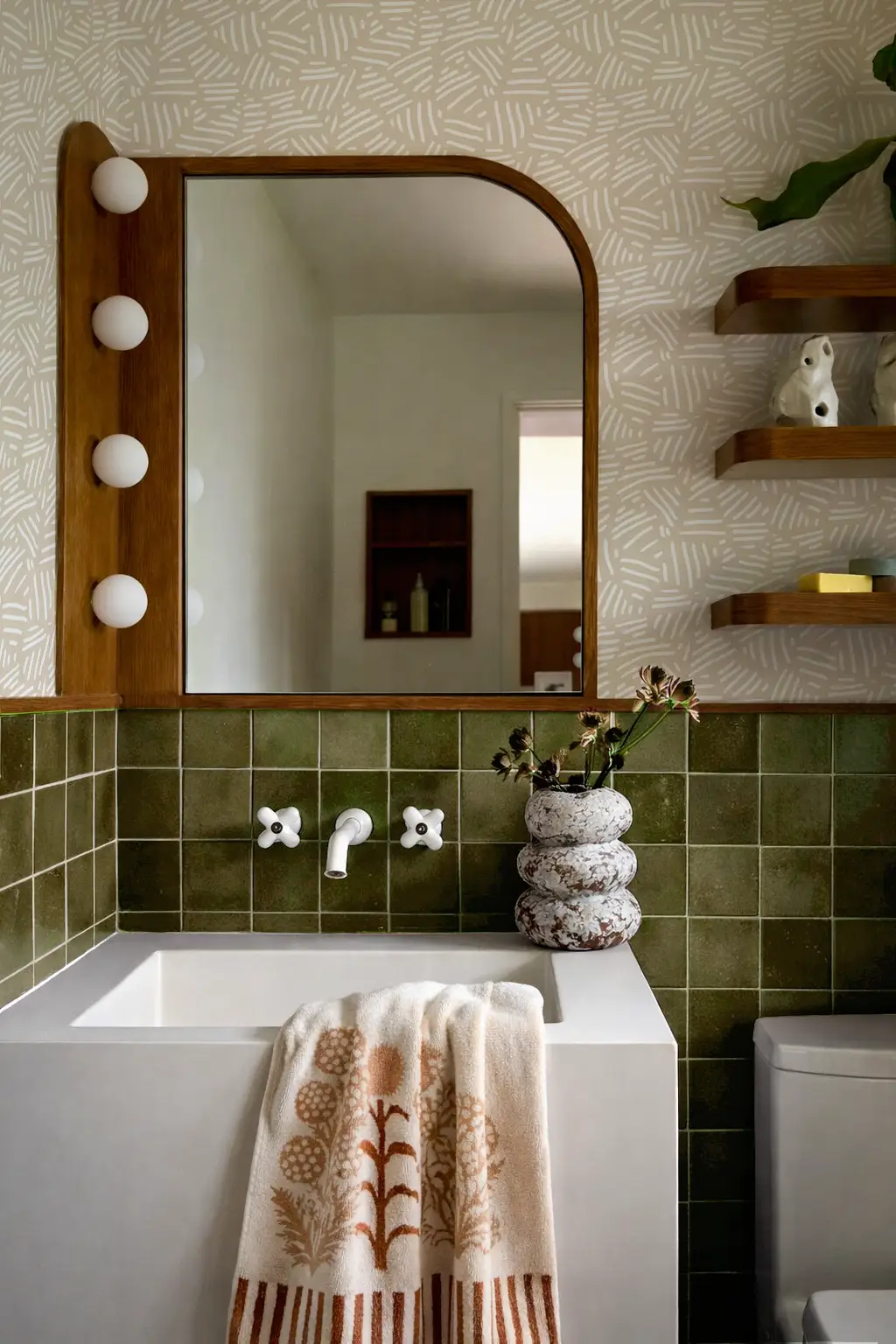 Wallpaper Simple Stripes Tan and White by Samantha Santana Creative tan-white stripe on Tampa Home & Garden Store