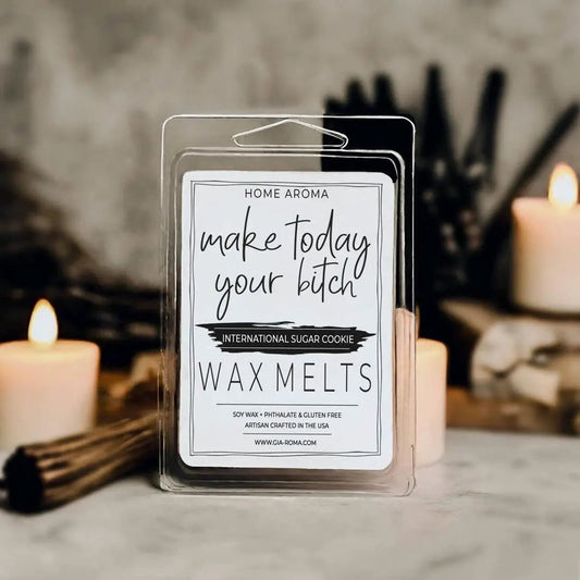 Wax melts Gia Roma International Sugar Cookie with white label packaging on Tampa Home & Garden Store