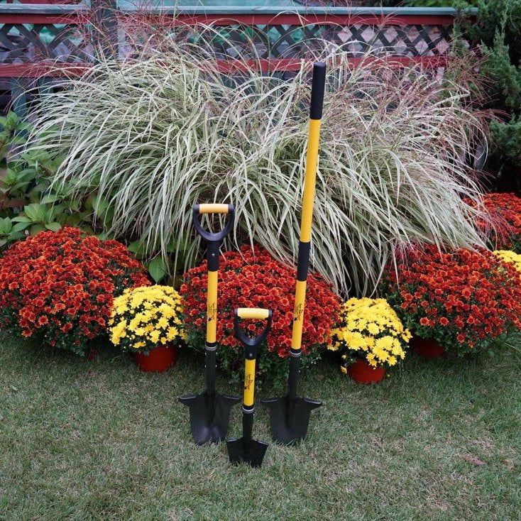 Spear Head Spade 40-inch D-grip shovel yellow handle black blade 3 spades in garden bed on Tampa Home & Garden Store