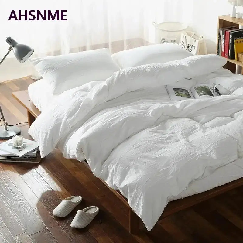 Duvet cover set white 100% cotton on the bed on Tampa Home & Garden Store