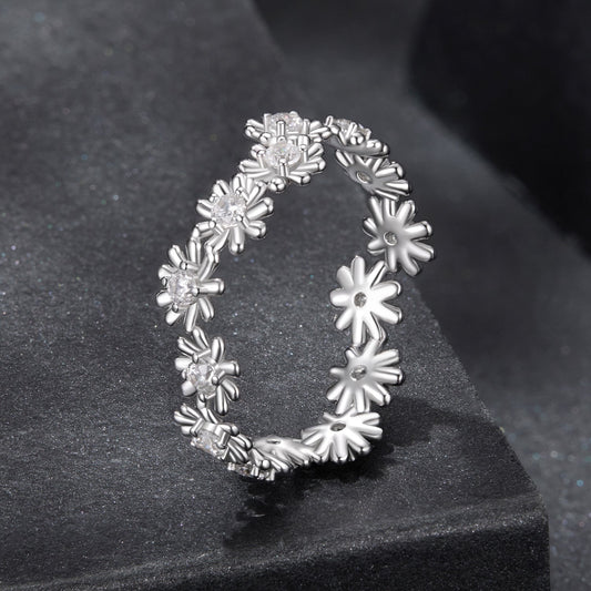925 Sterling Silver Moissanite flower ring with daisy-link band size 7 on Tampa Home & Garden Store