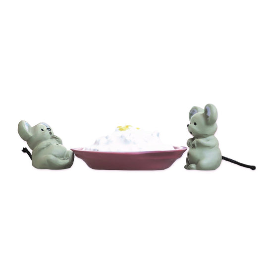 Grist And Hannibal Christmas Mice