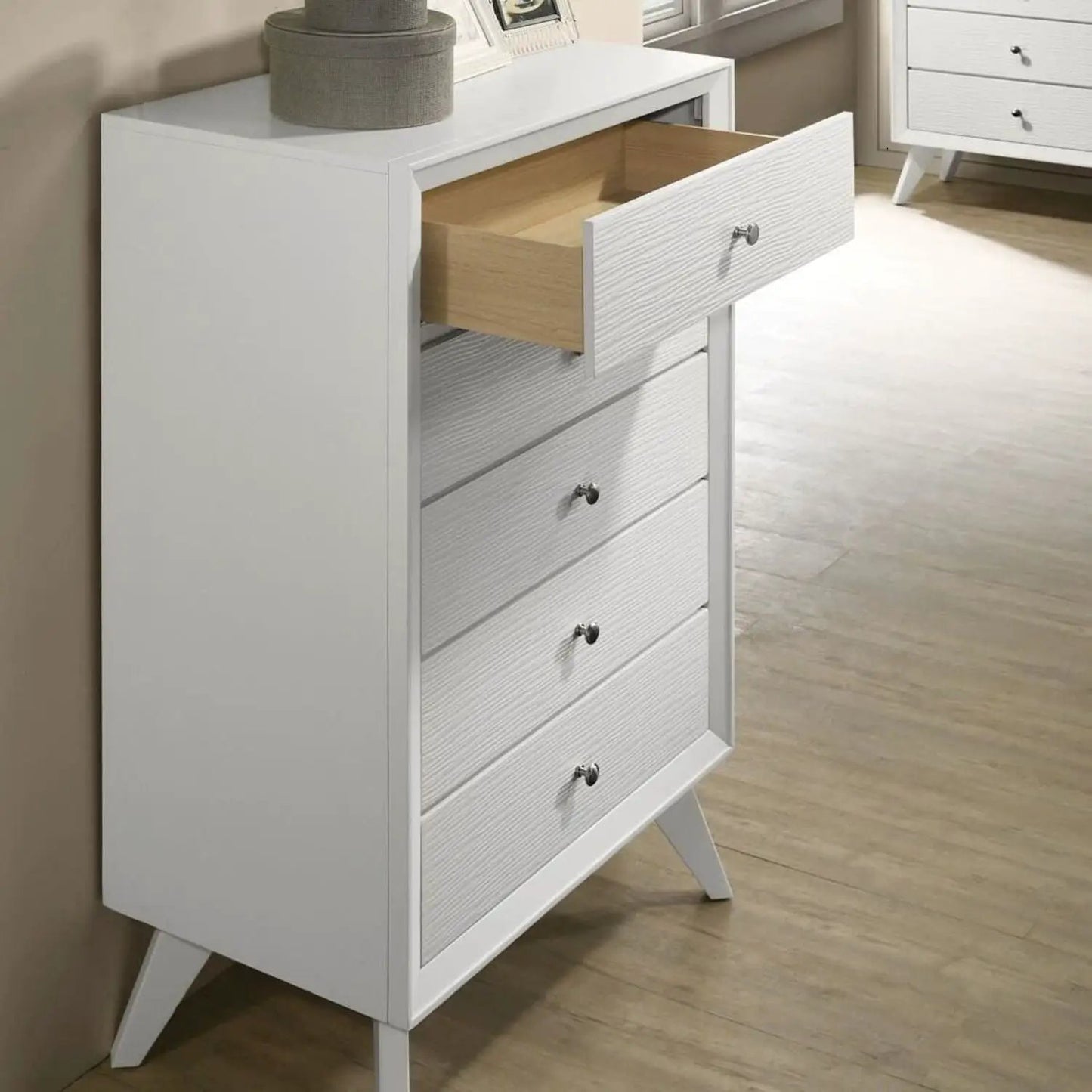 1 Piece Chest With Angled Legs and White Finish