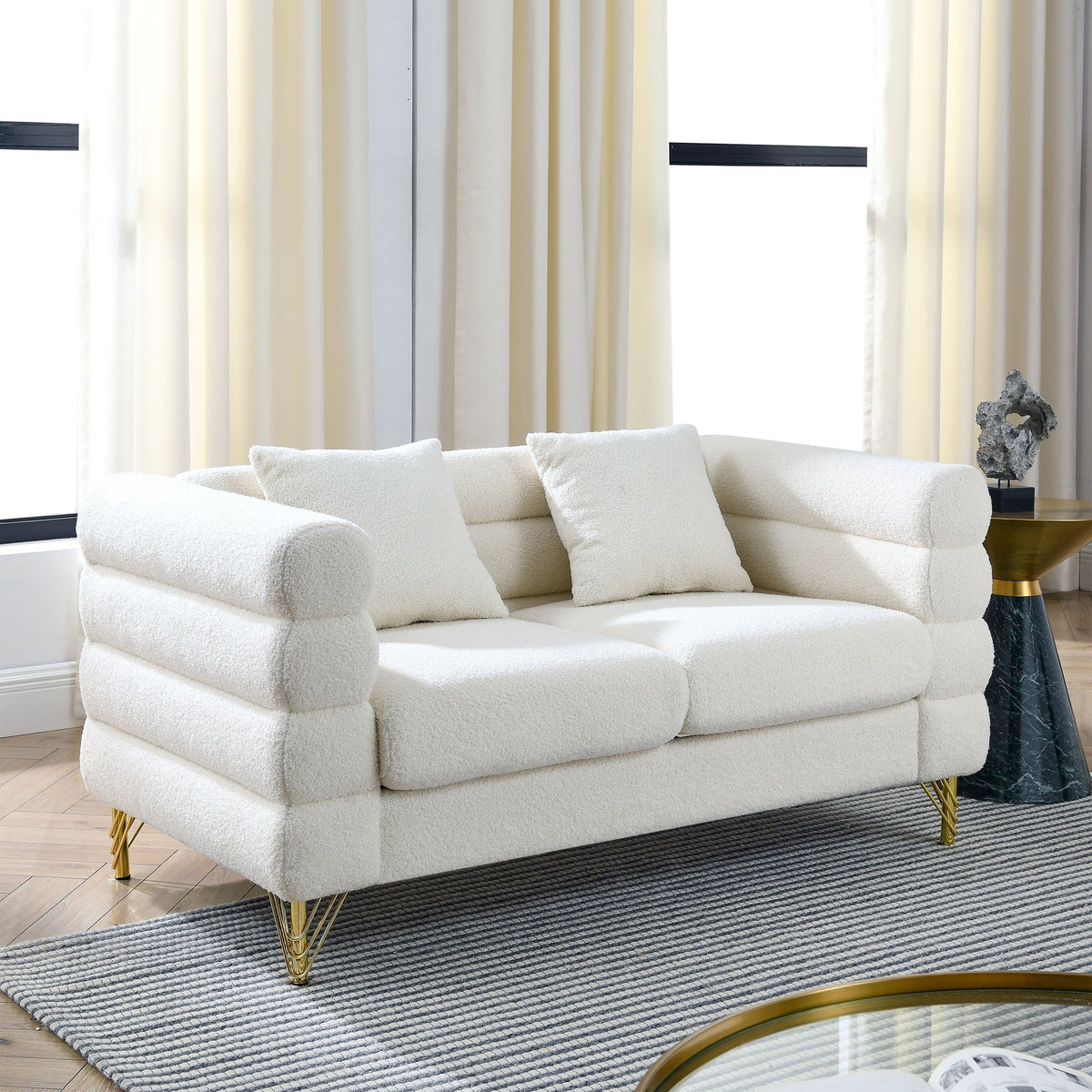 Streamline and Sleek Modern Sectional Sofa