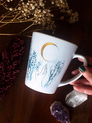 Taza de café con diseño de Luna de Flores – El regalo perfecto para los amantes del café