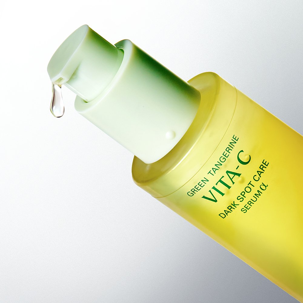 serum bottle goodal Green Tangerine VITA-C Dark Spot Care ALPHA 30ml with a green-yellow pump on Tampa Home & Garden Store