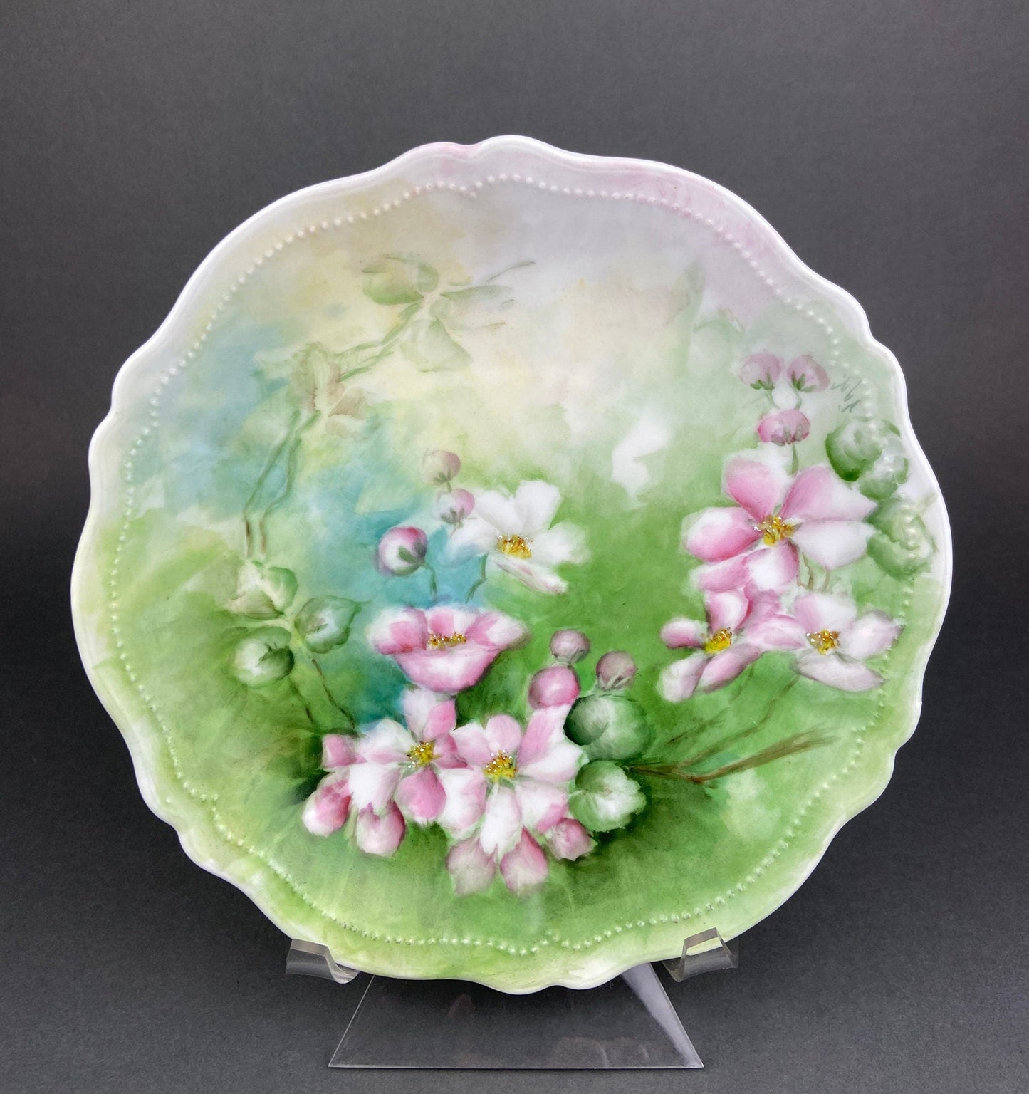 Plato de postre antiguo de Baviera: rosas pintadas a mano, borde dorado (19,5 cm)